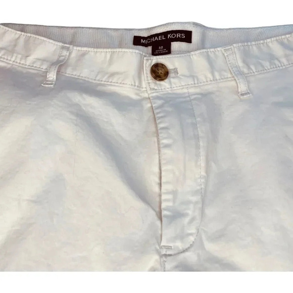 Michael Kors Men's White Flat Front Golf Shorts - Picture 5 of 10